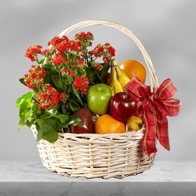 Cestas de frutas y flores
